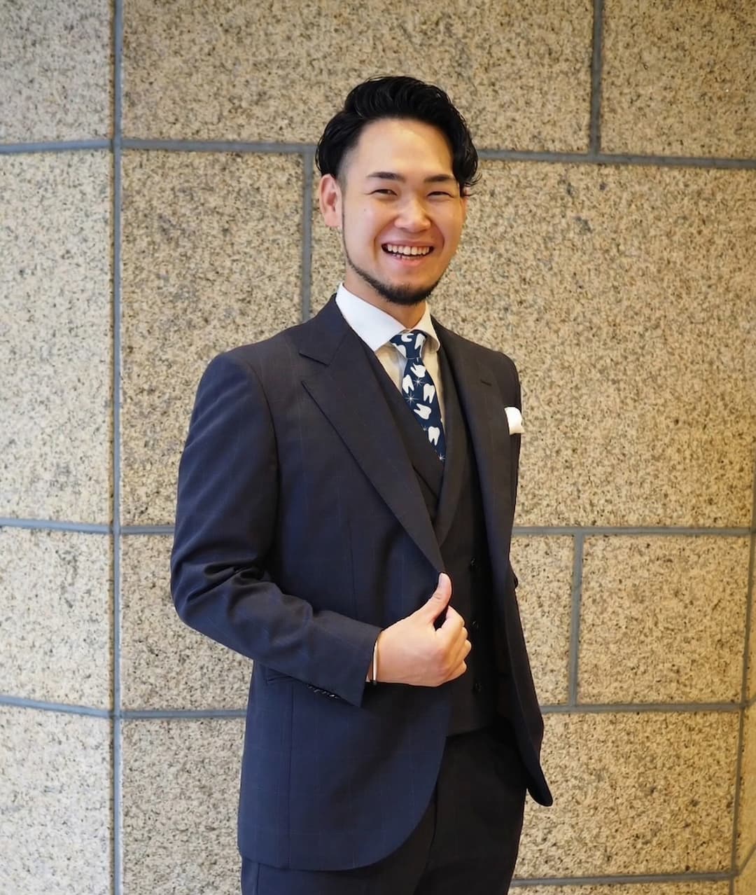 代表取締役 綛野勇輝